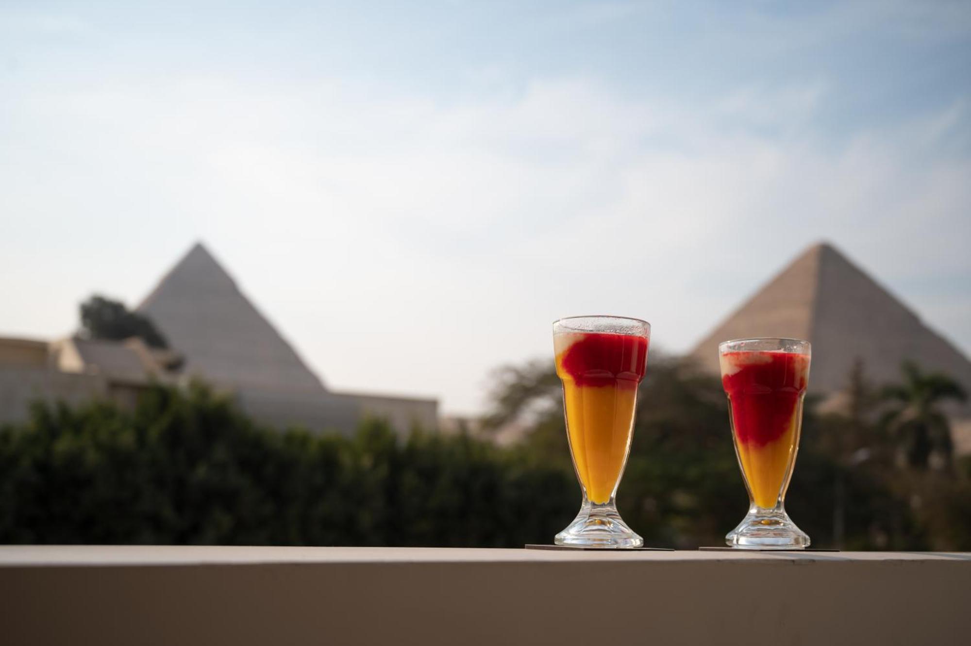Shadow Pyramids Suites And Jacuzzi Kafrat al Jabal Exterior photo